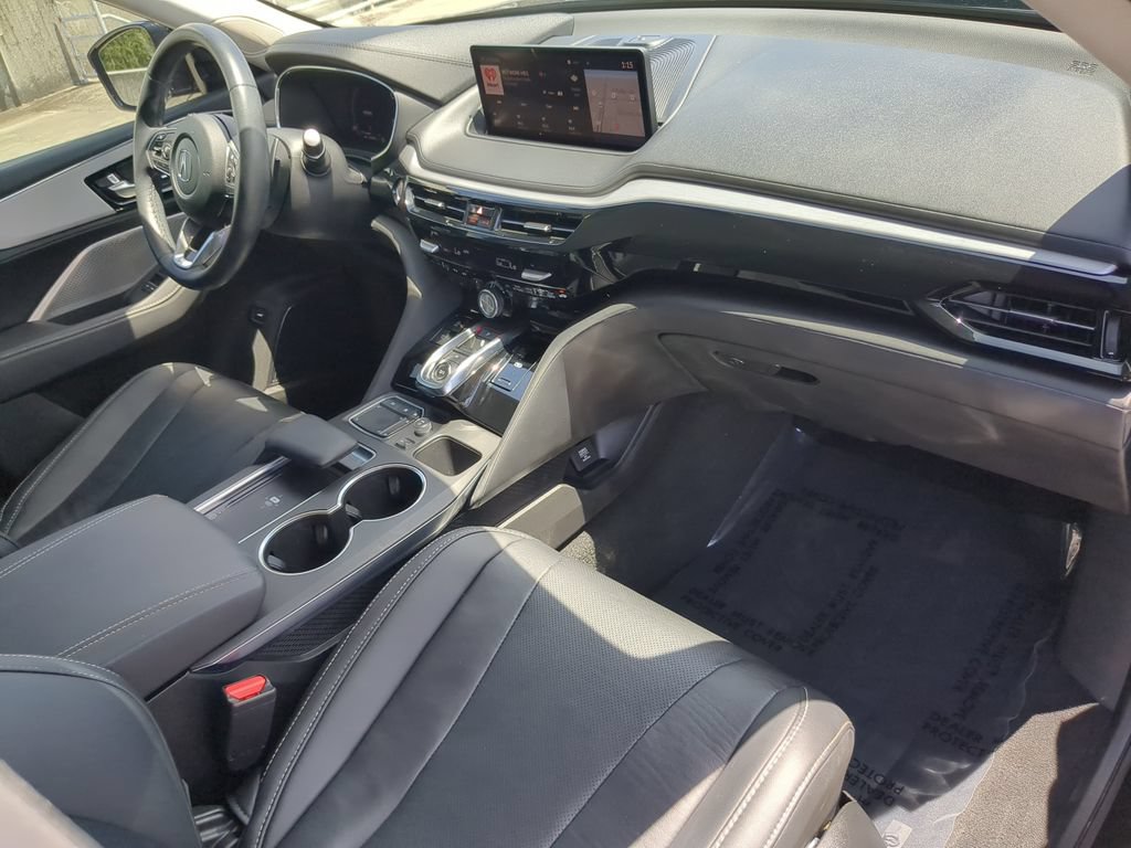 Used 2024 Acura MDX w/ Technology Package FWD image 11