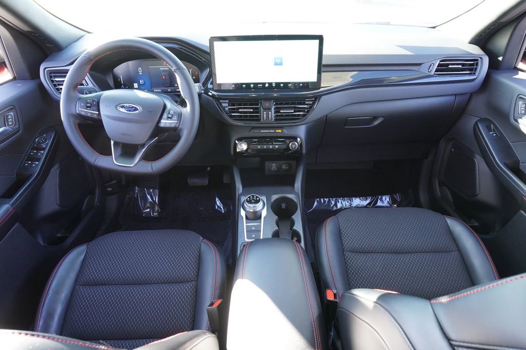 Used 2025 Ford Escape ST-Line w/ Tech Pack #1 image 11