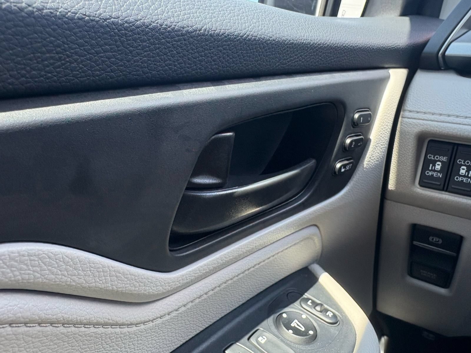New 2026 Honda Odyssey EX-L image 18