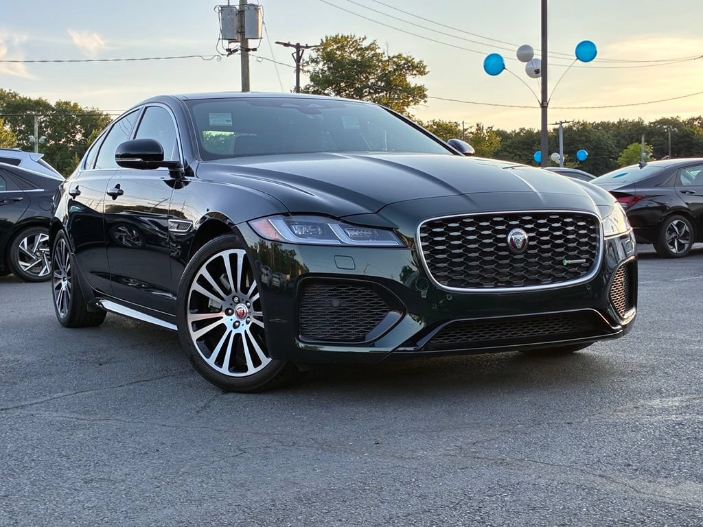Used 2022 Jaguar XF R-Dynamic SE AWD/4WD image 59