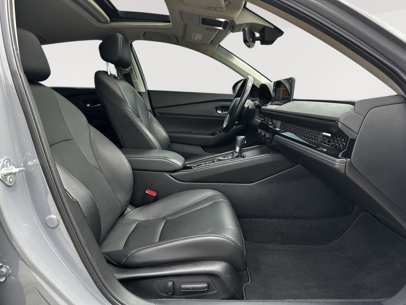 Certified 2023 Honda Accord Touring image 25