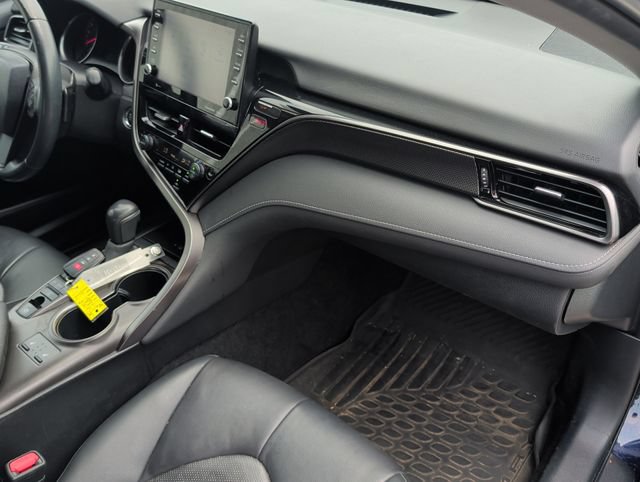 Used 2022 Toyota Camry XSE FWD image 30