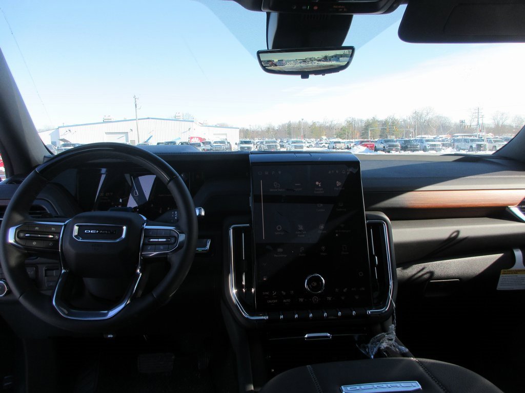 New 2026 GMC Yukon Denali w/ Denali Reserve Package image 16