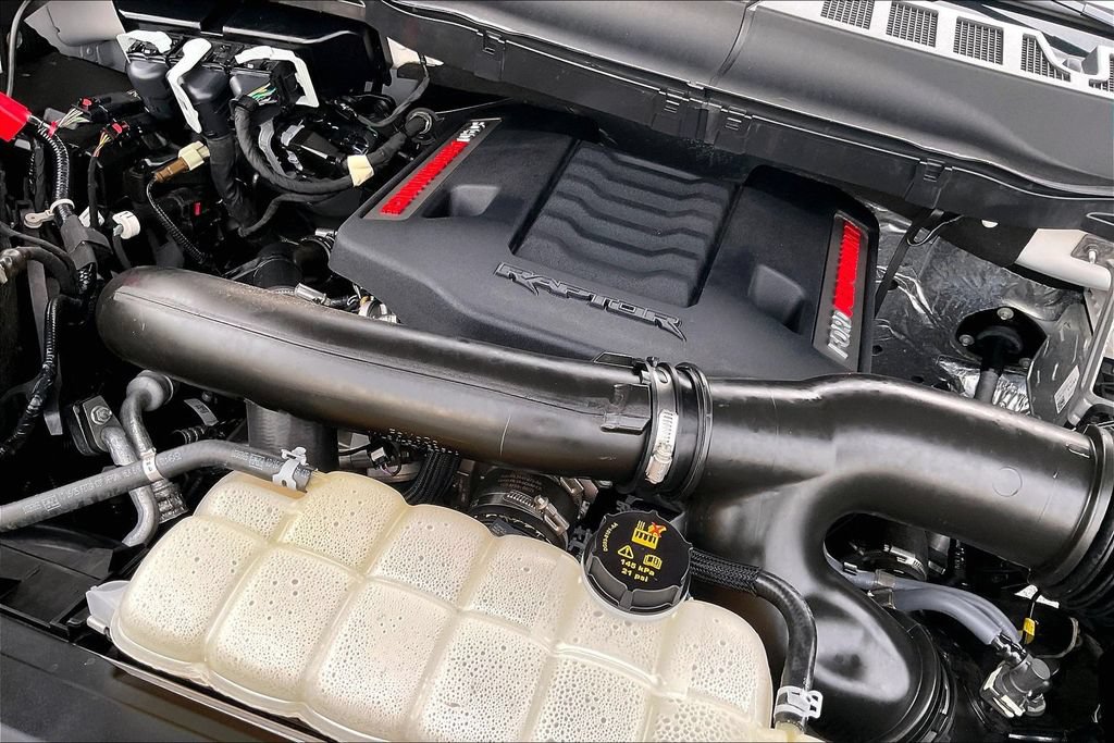 Used 2025 Ford F150 Raptor AWD/4WD image 33