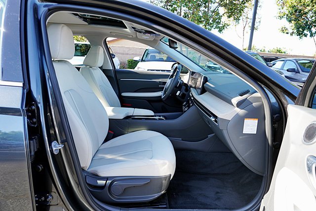 Certified 2026 Hyundai Sonata SEL FWD image 13
