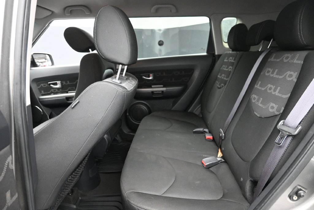Used 2012 Kia Soul + w/ Audio Pkg FWD image 12