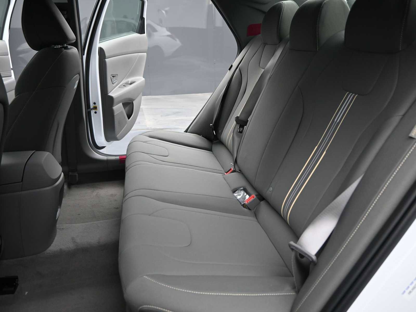 New 2026 Hyundai Elantra Sport image 14