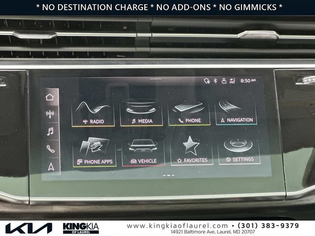 Used 2023 Audi Q8 Premium Plus AWD/4WD image 3