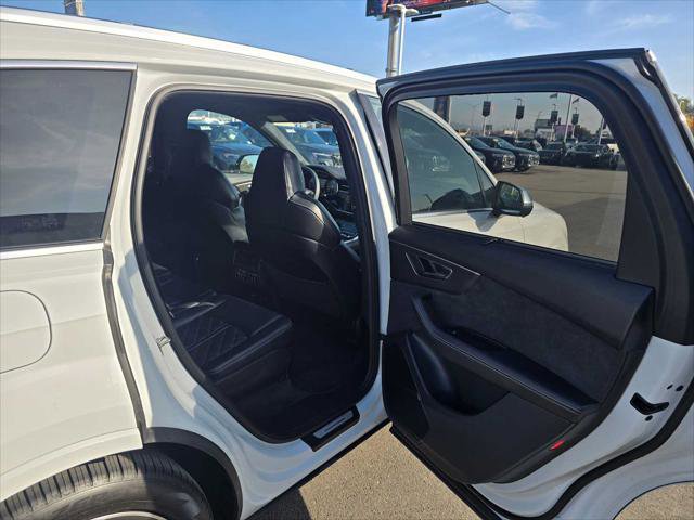 Used 2025 Audi SQ7 Premium Plus image 14