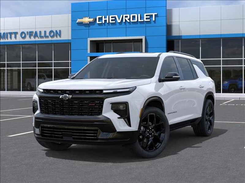 New 2026 Chevrolet Traverse RS w/ LPO, Floor Liner Package FWD image 6