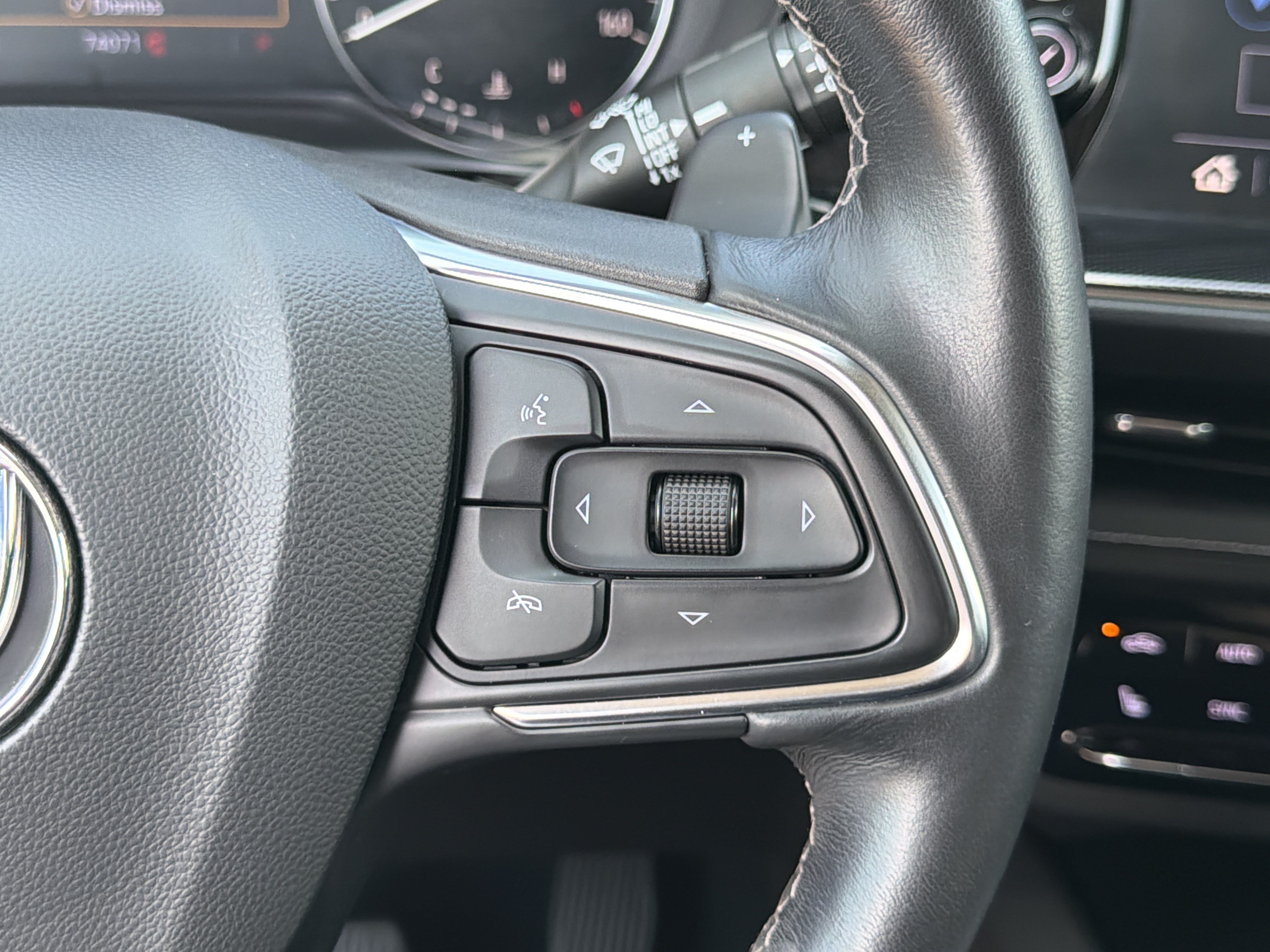 Used 2021 Buick Envision Preferred FWD image 31