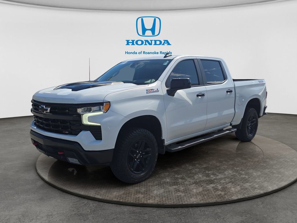Used 2023 Chevrolet Silverado 1500 LT Trail Boss w/ Protection Package AWD/4WD image 1