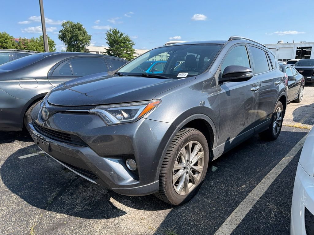 Used 2016 Toyota RAV4 Limited AWD/4WD image 4