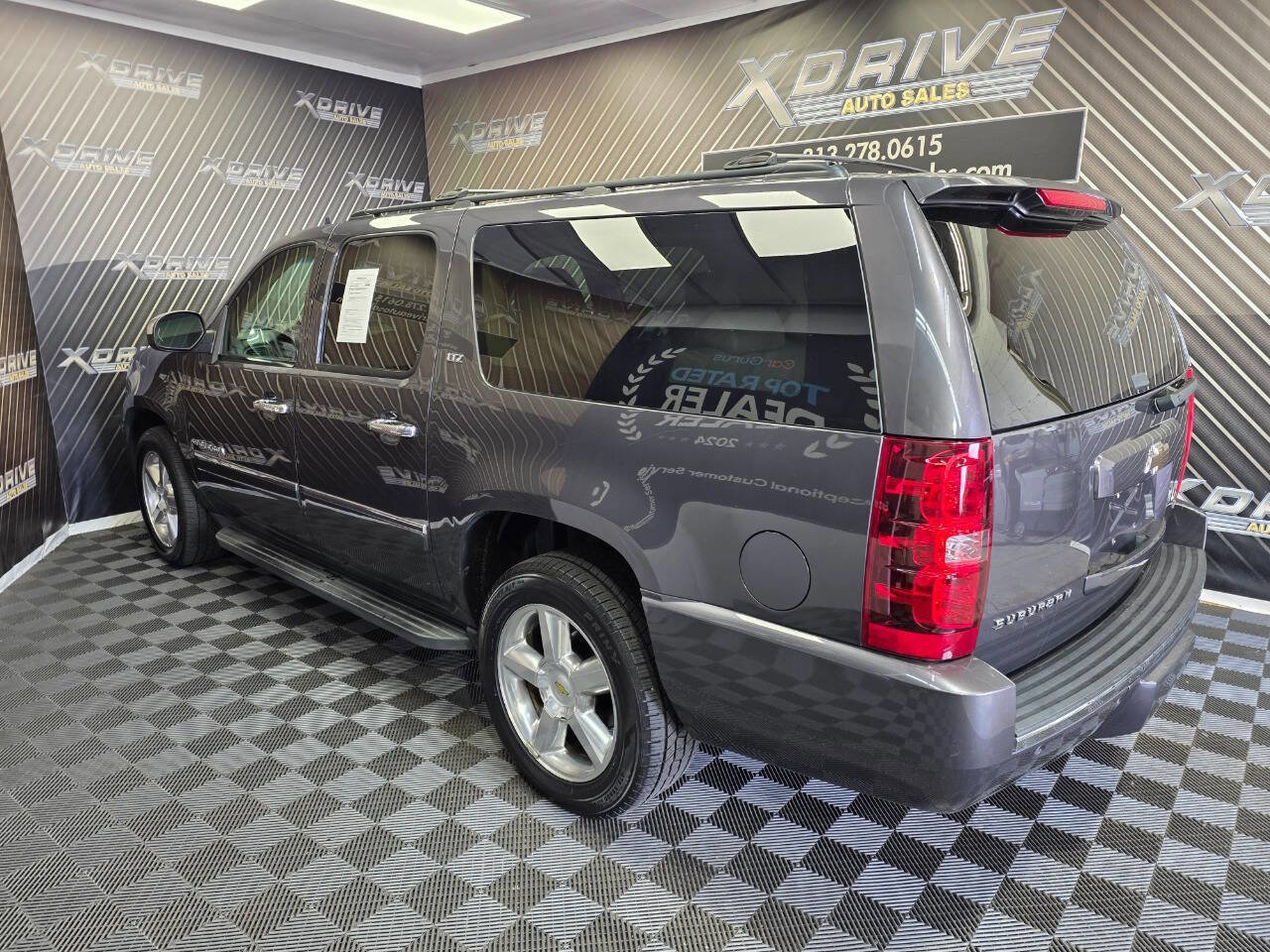 Used 2011 Chevrolet Suburban LTZ image 9