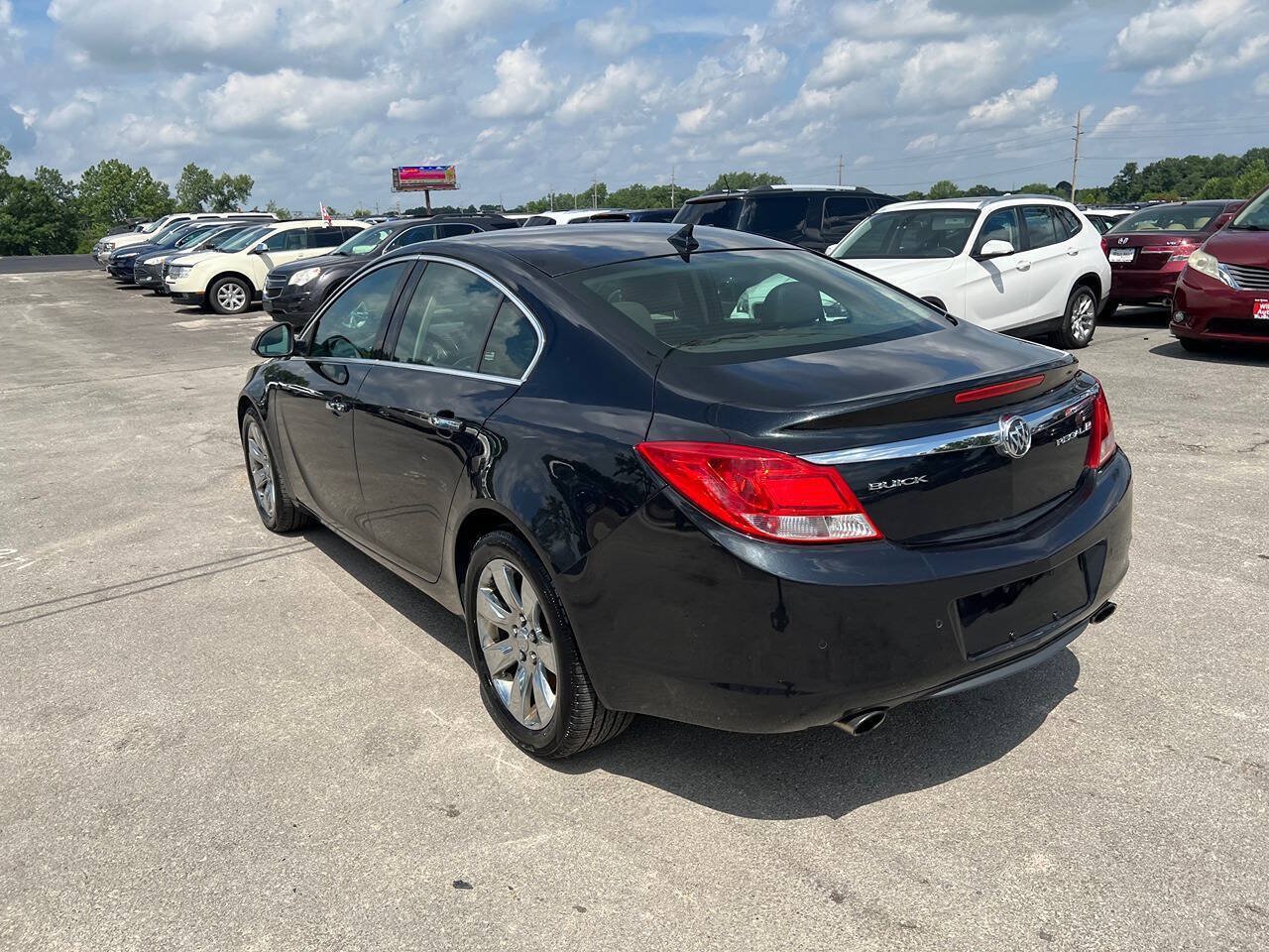 Used 2012 Buick Regal Premium FWD image 11