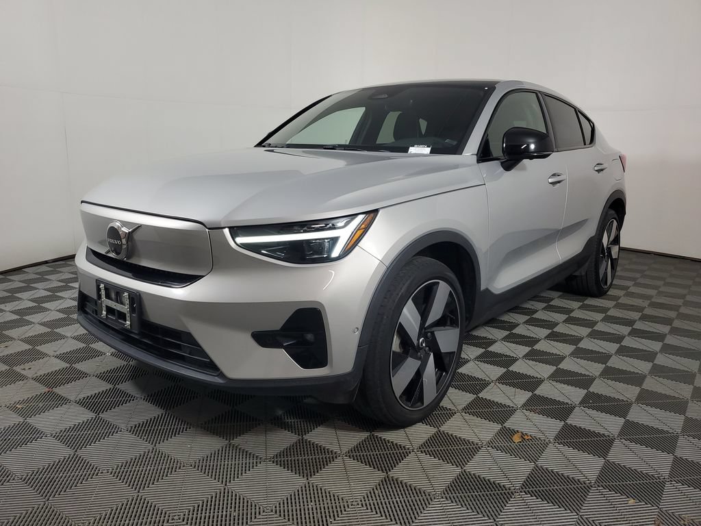Certified 2024 Volvo C40 P8 Recharge Ultimate w/ Protection Package Premier RWD image 4