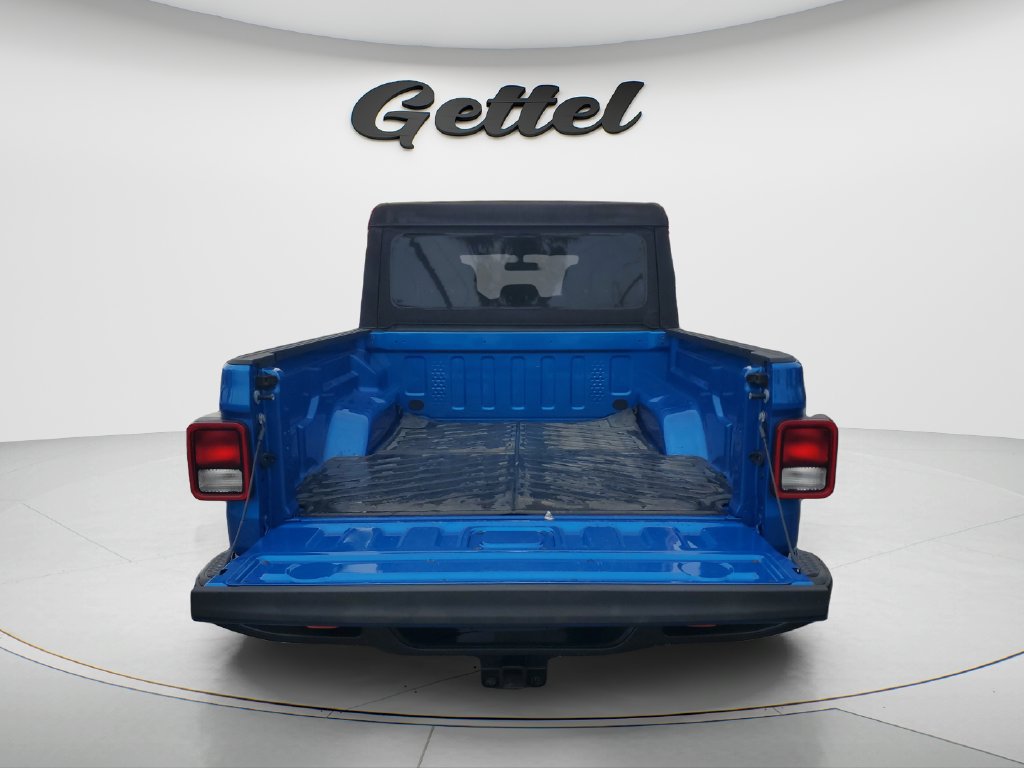 Used 2023 Jeep Gladiator Mojave w/ Trailer Tow Package AWD/4WD image 9