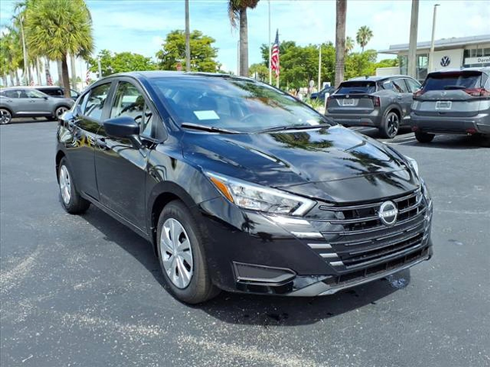 New 2025 Nissan Versa S w/ Trunk Package image 5