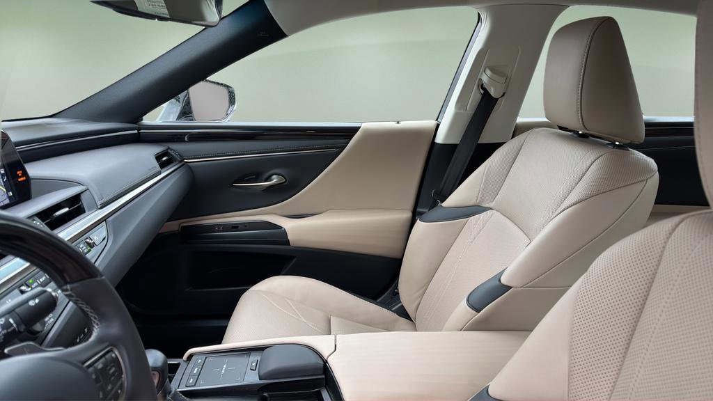 Certified 2020 Lexus ES 350 Luxury image 12