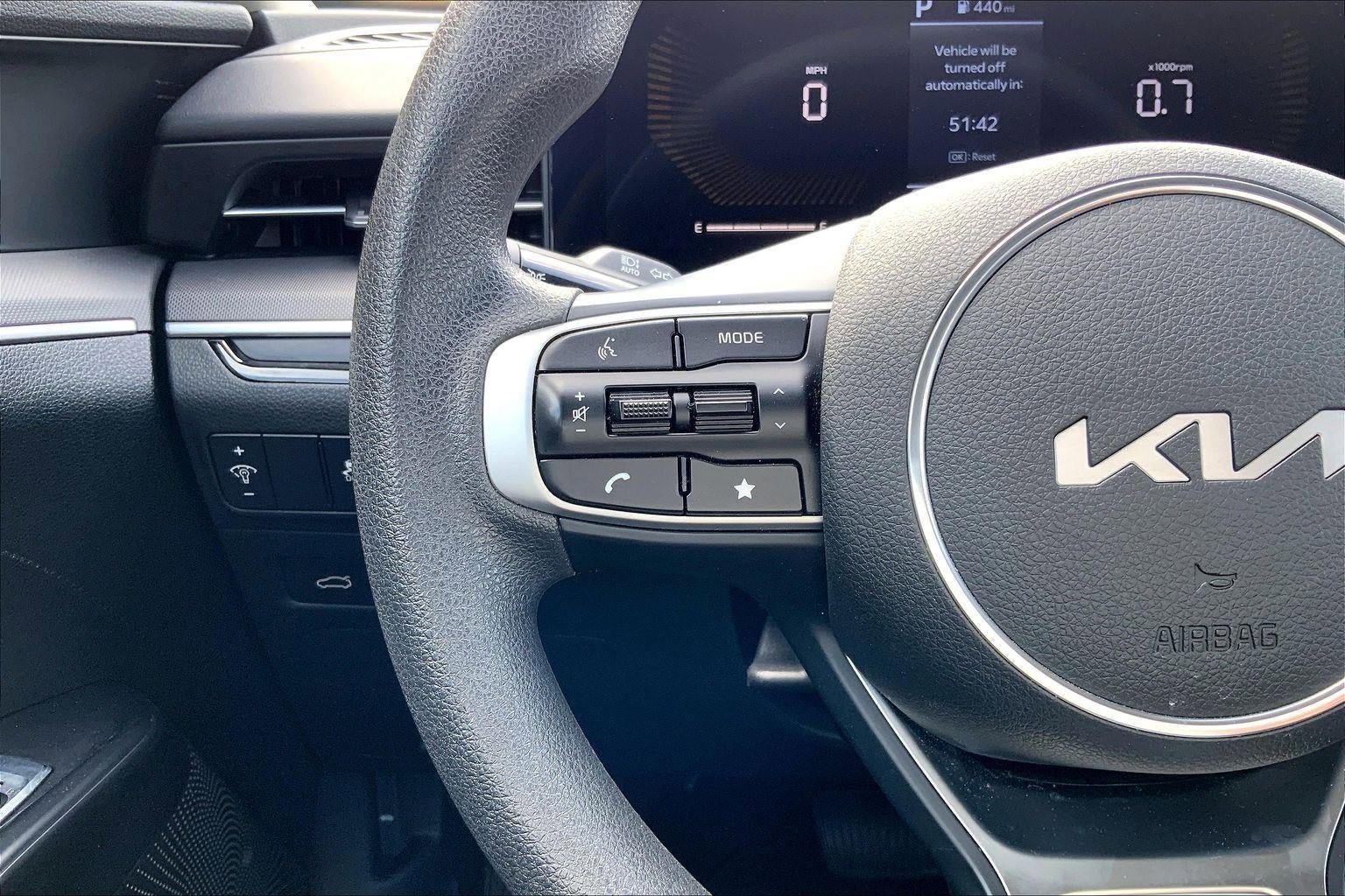Used 2025 Kia K5 LXS FWD image 14