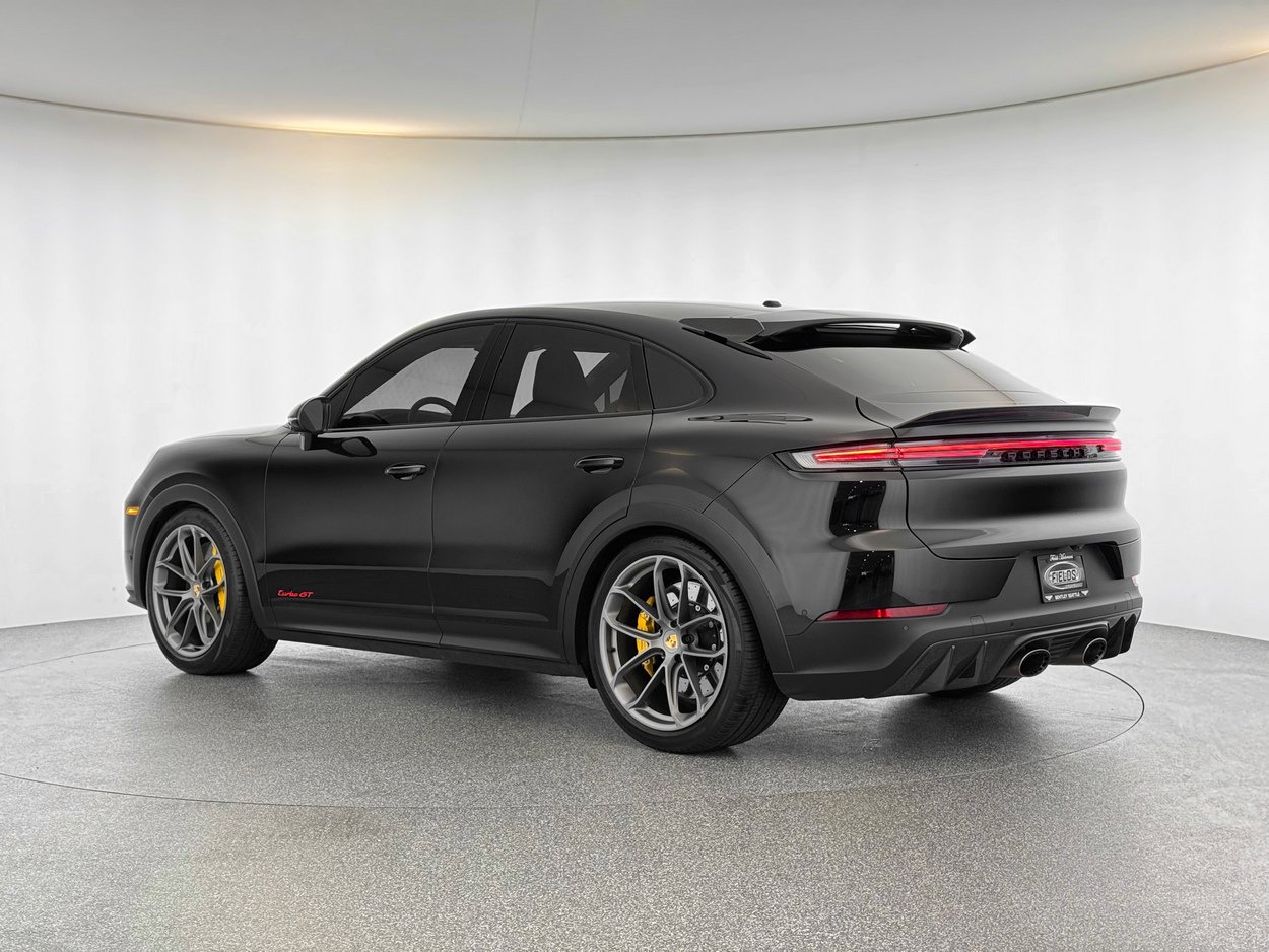 Used 2024 Porsche Cayenne Turbo GT image 3