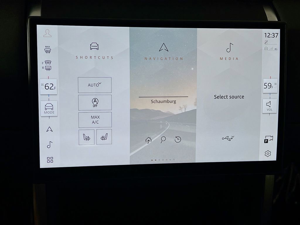 Used 2024 Land Rover Discovery Sport S image 15