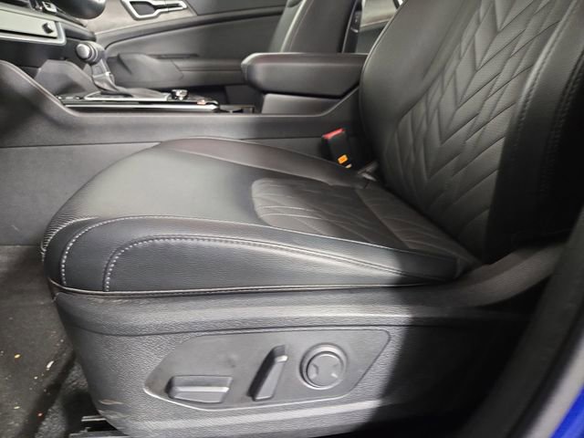 Used 2025 Kia Sportage X-Line image 31