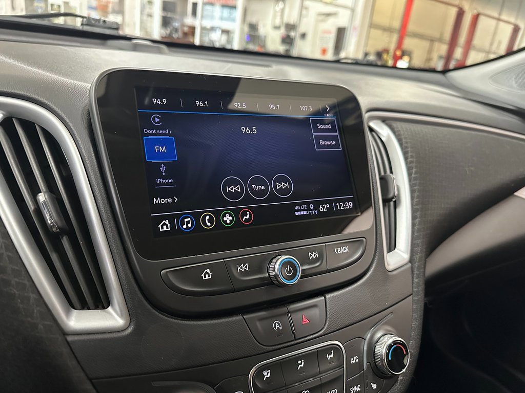 Used 2023 Chevrolet Malibu LT image 20