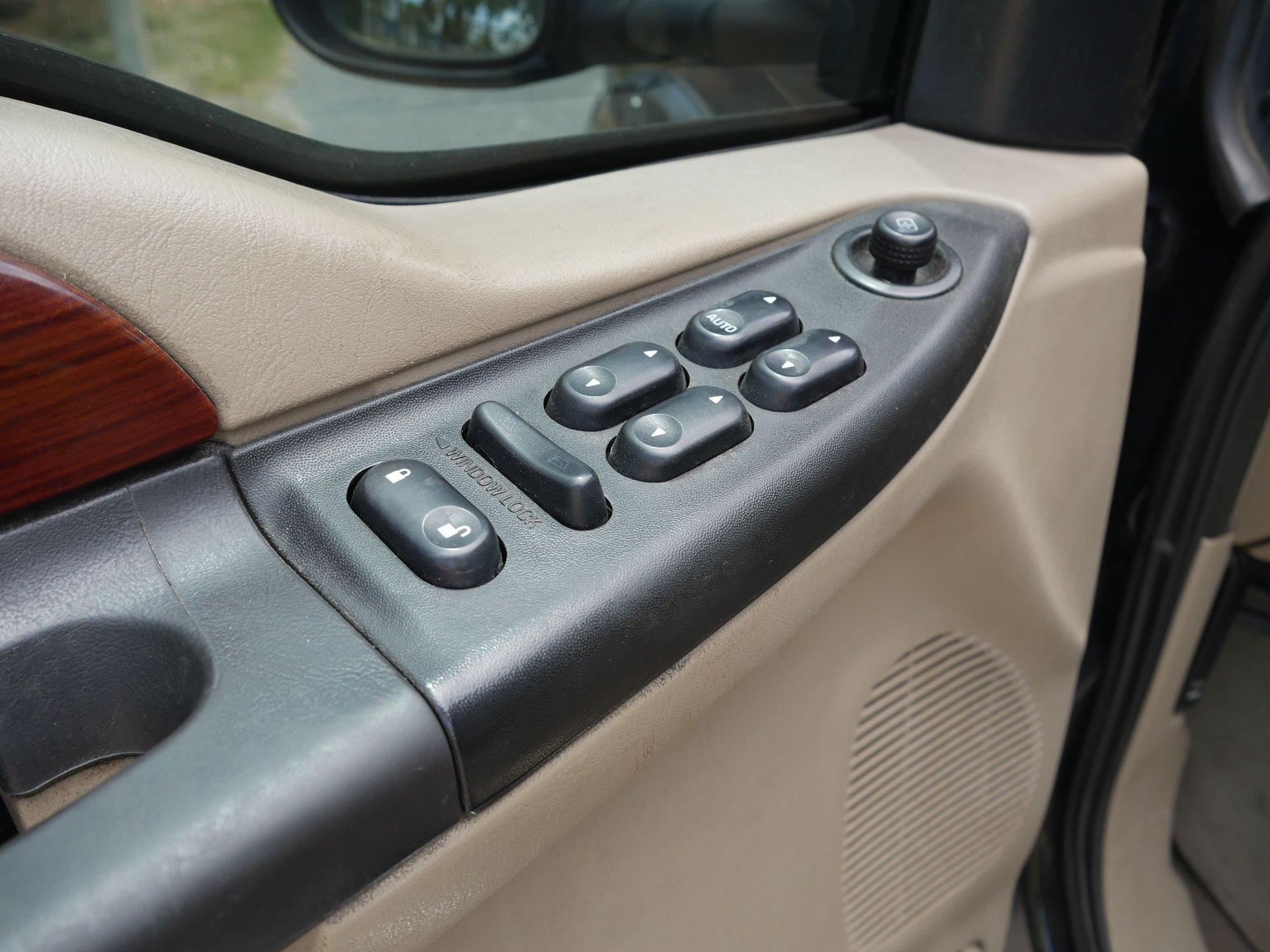 Used 2006 Ford F250 4x4 Crew Cab Super Duty image 66
