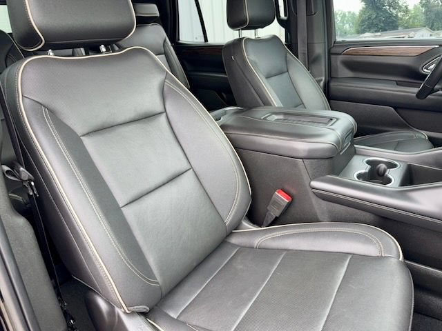 Used 2022 Chevrolet Tahoe Premier AWD/4WD image 9
