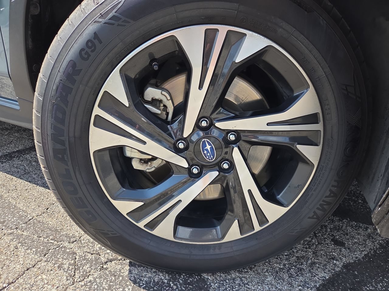 Certified 2024 Subaru Crosstrek 2.0i Premium AWD/4WD image 12