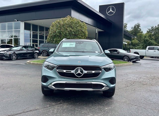 New 2027 Mercedes-Benz GLC 300 4MATIC image 3