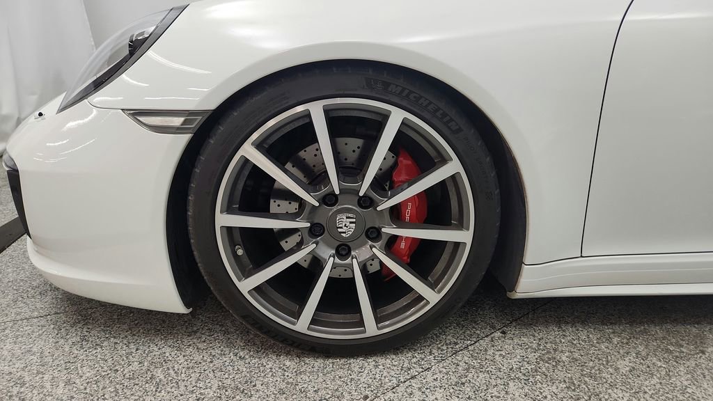 Used 2017 Porsche 911 Targa 4S AWD/4WD image 19