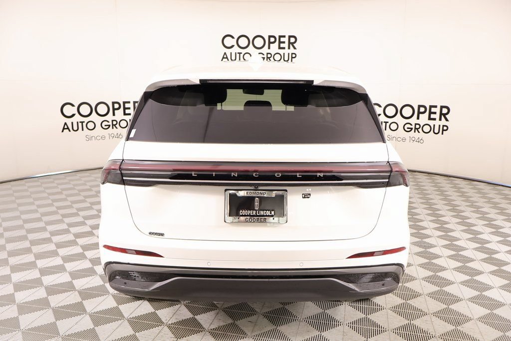 New 2026 Lincoln Nautilus Premier w/ Jet Appearance Package AWD/4WD image 21