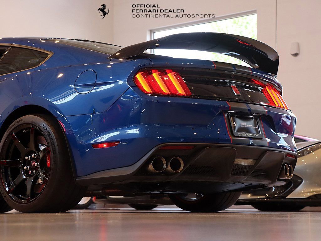 Used 2017 Ford Mustang Shelby GT350R w/ GT350R Equipment Group 920A image 29