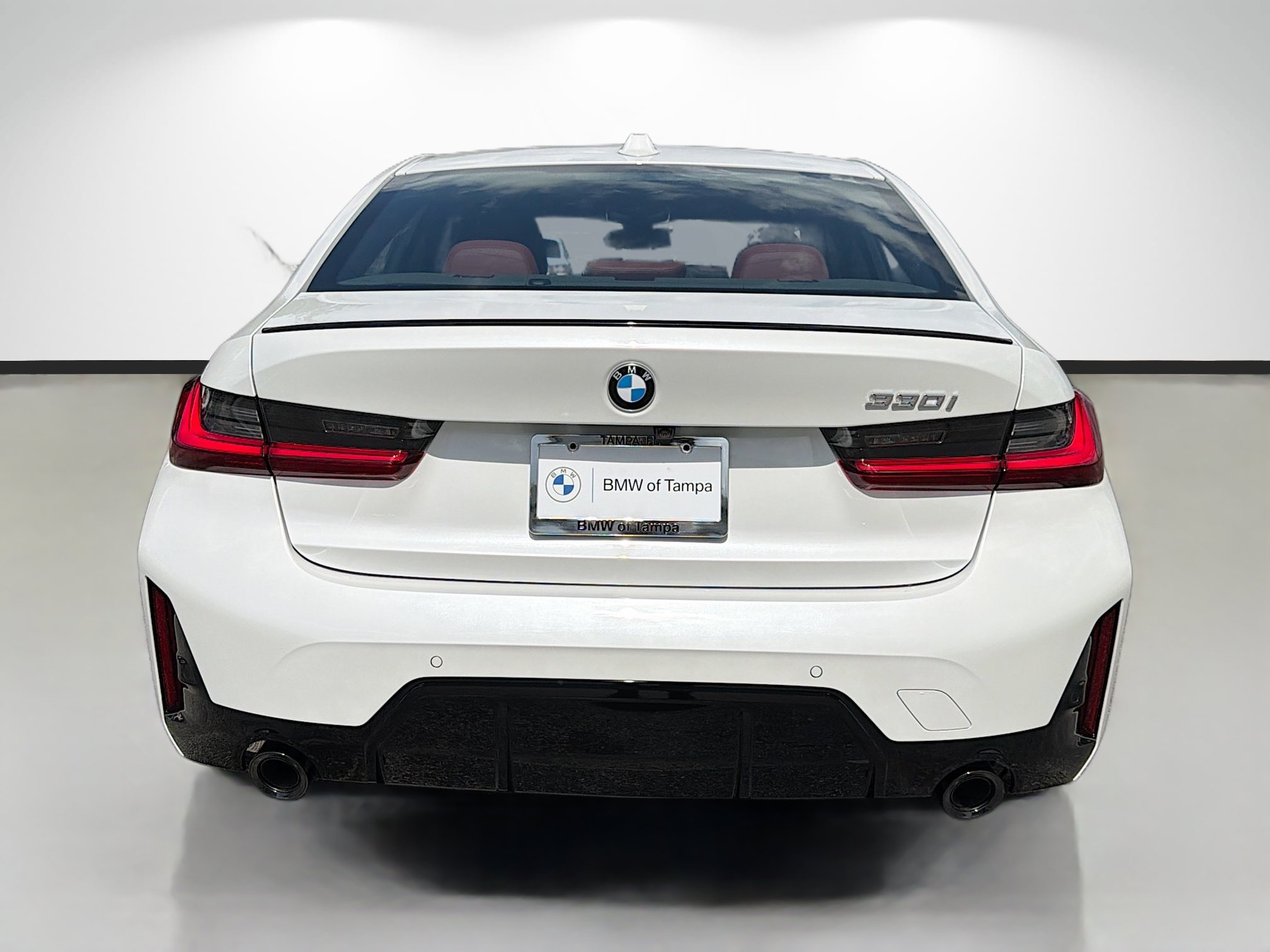 New 2026 BMW 330i Sedan w/ M Sport Package RWD image 4