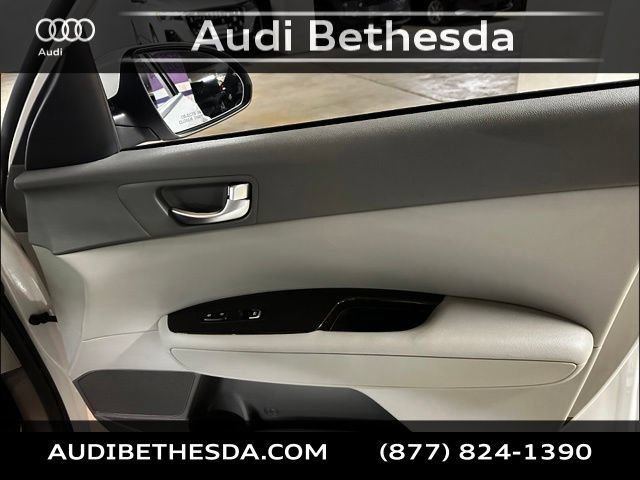 Used 2018 Kia Optima EX FWD image 30