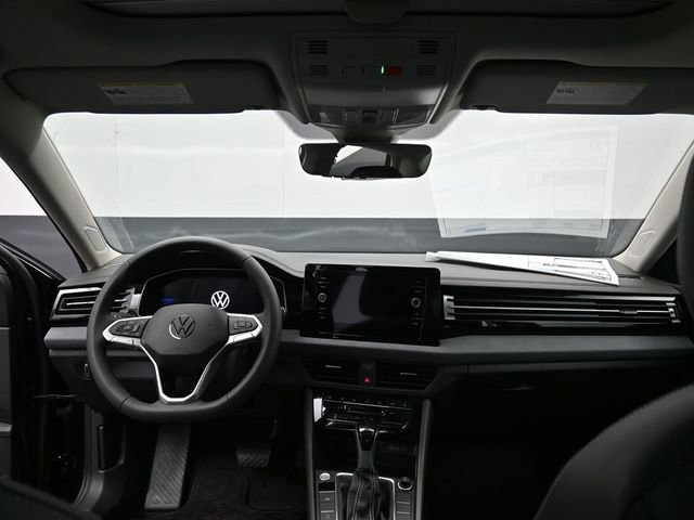 New 2026 Volkswagen Jetta SE image 10