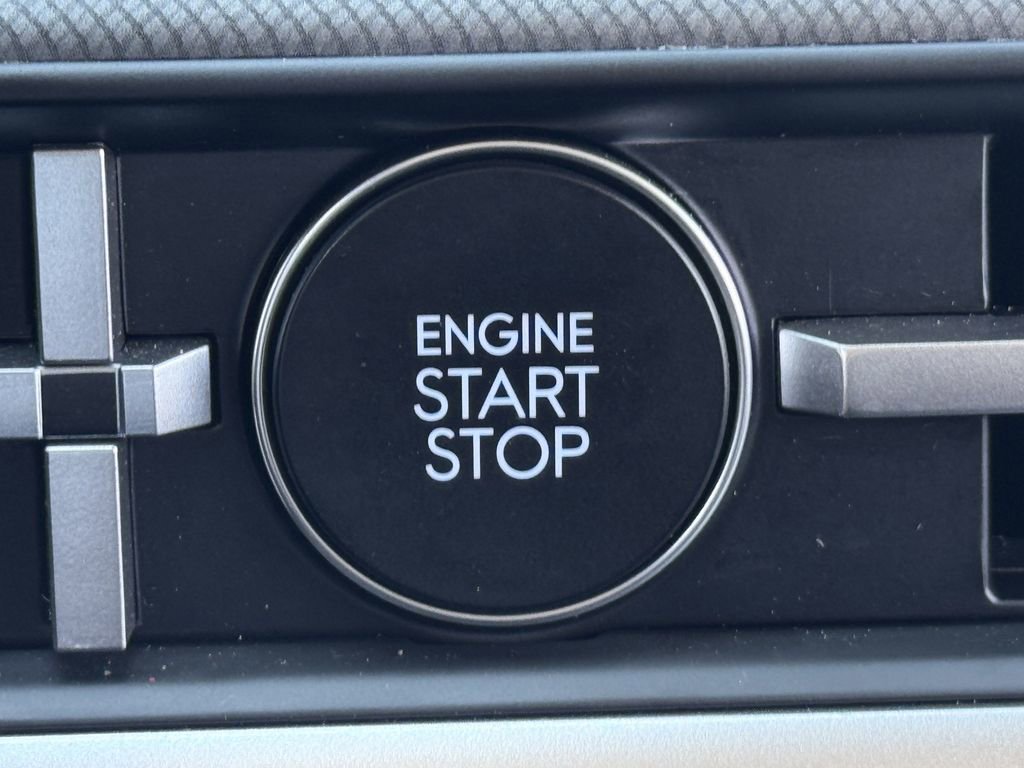 Used 2025 Hyundai Santa Fe SEL image 19