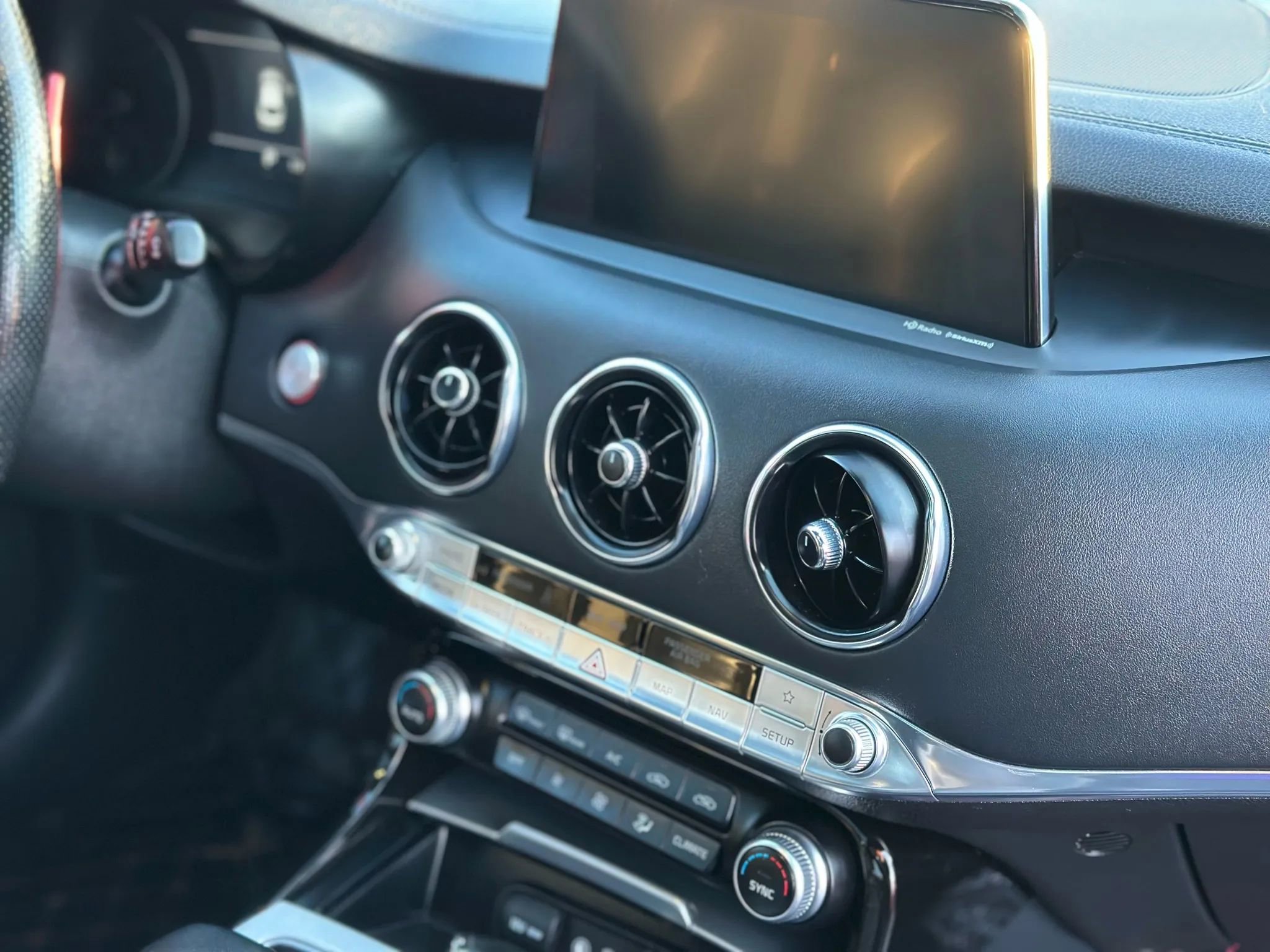 Used 2018 Kia Stinger GT2 image 28