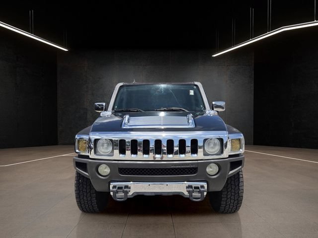 Used 2009 HUMMER H3T AWD/4WD image 2