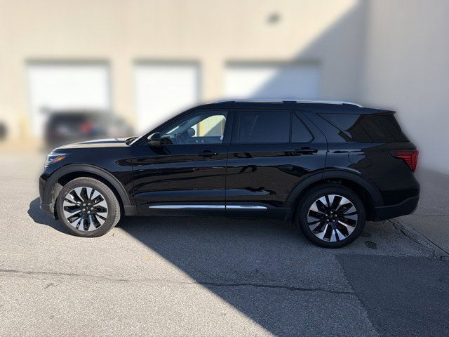 Certified 2026 Ford Explorer Platinum w/ LUX Leather Package AWD/4WD image 13
