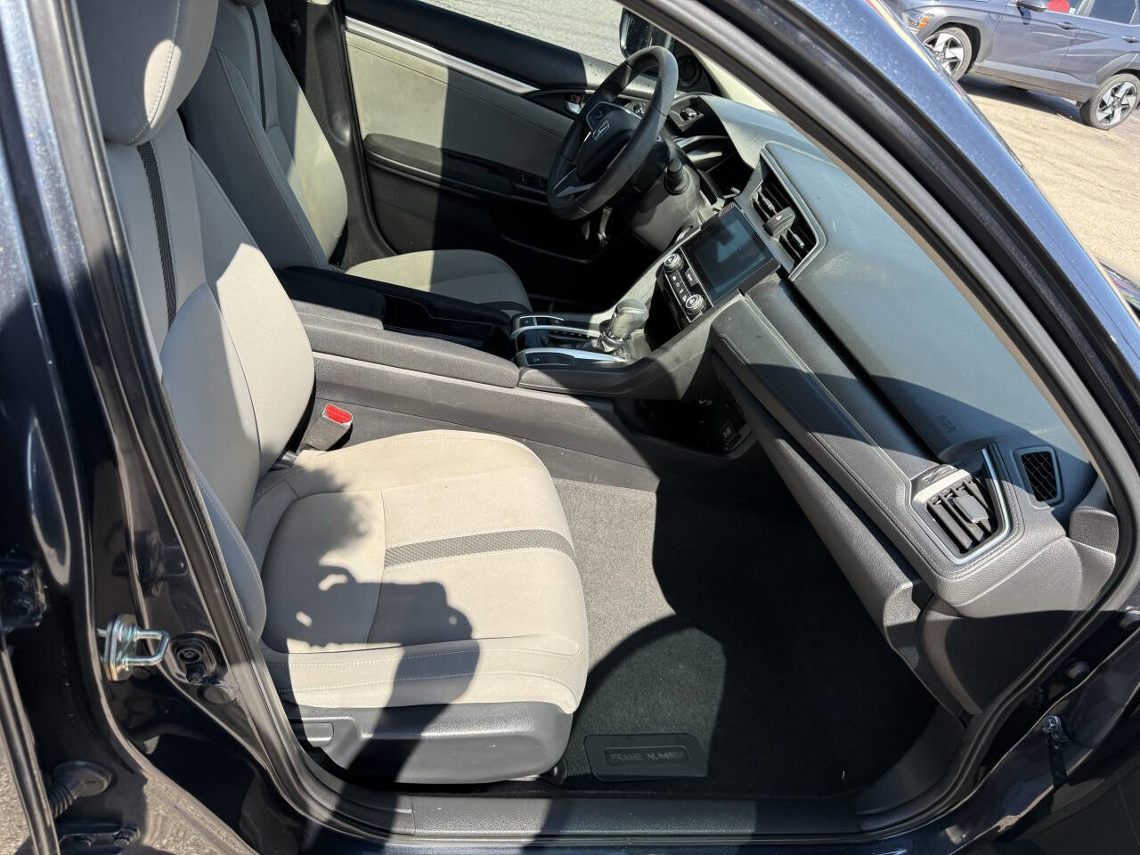 Used 2018 Honda Civic EX image 14