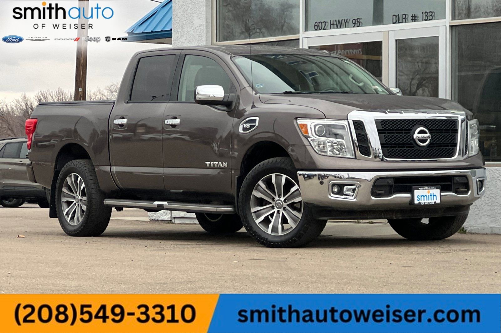 Used 2017 Nissan Titan SL image 1