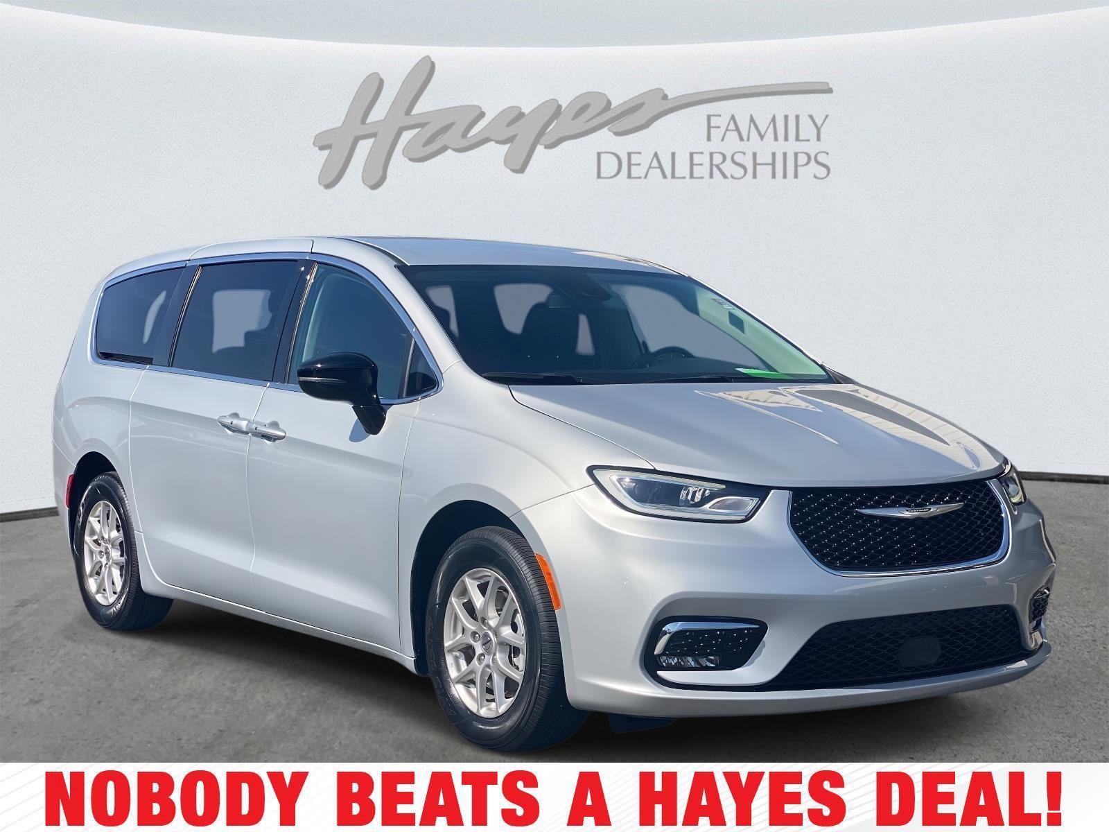 Certified 2024 Chrysler Pacifica Touring-L