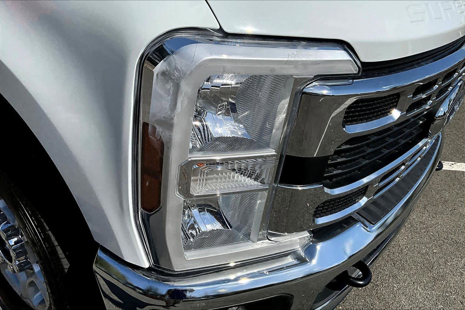 Used 2025 Ford F250 XLT AWD/4WD image 26