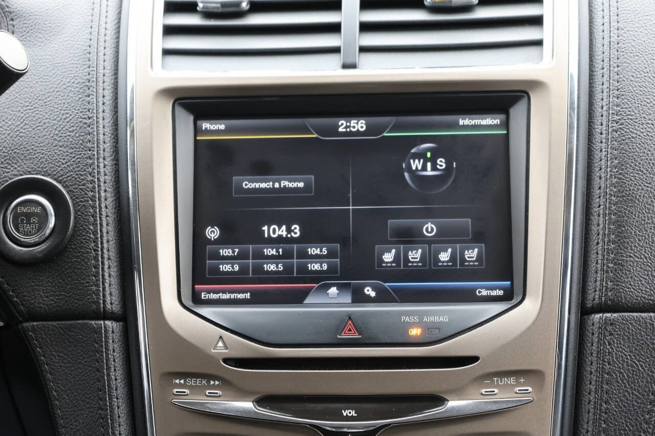 Used 2011 Lincoln MKX 2WD image 20