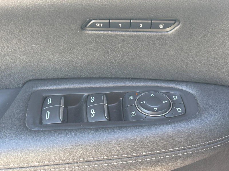 Used 2023 Cadillac XT6 Luxury AWD/4WD image 16