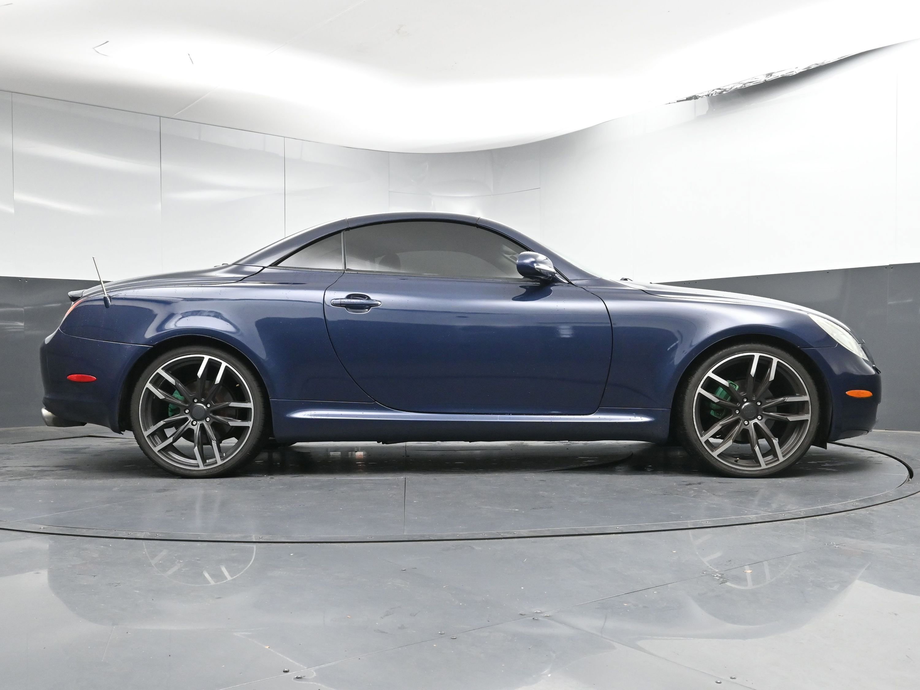 Used 2003 Lexus SC 430 Convertible image 25