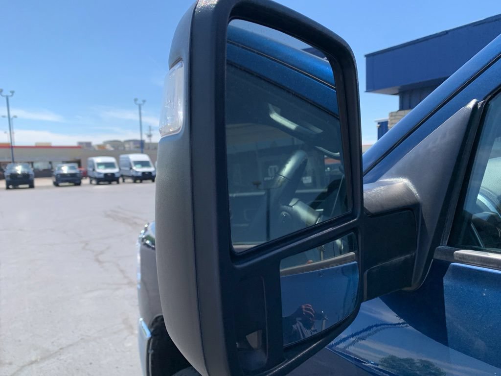Used 2024 RAM 2500 Big Horn w/ Bed Utility Group AWD/4WD image 14